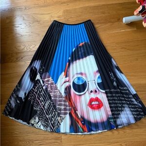 Pleated Graphic Midi Skirt - Multicolor